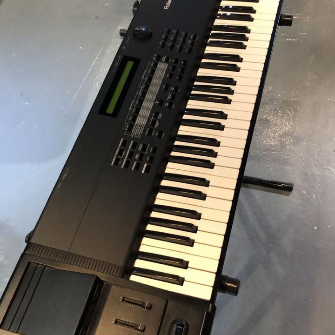 roland-xp-50-sintetizador