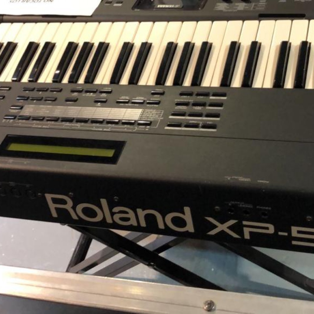 roland-xp-50-sintetizador