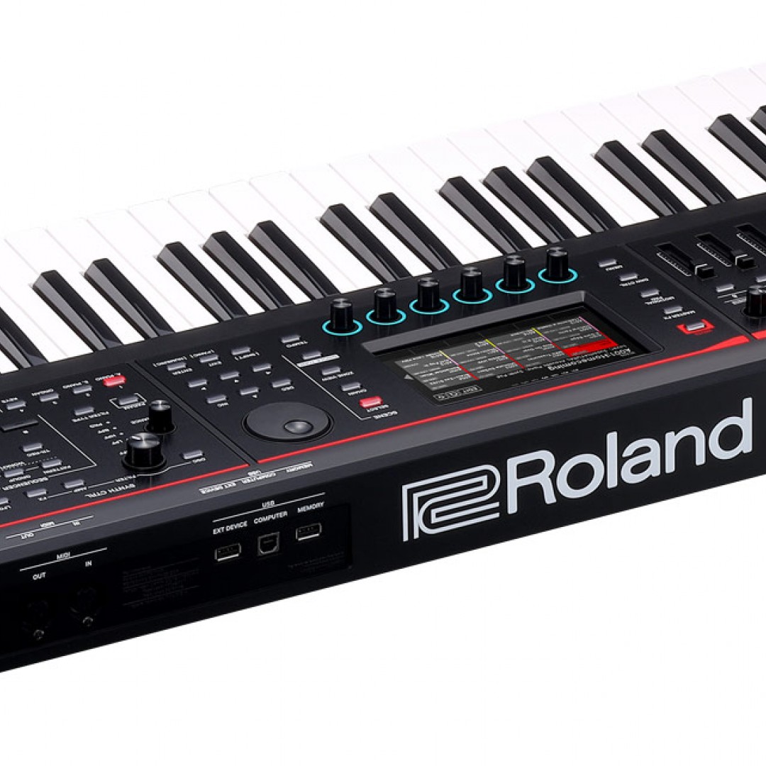 -roland-fantom-06-sintetizador-3838