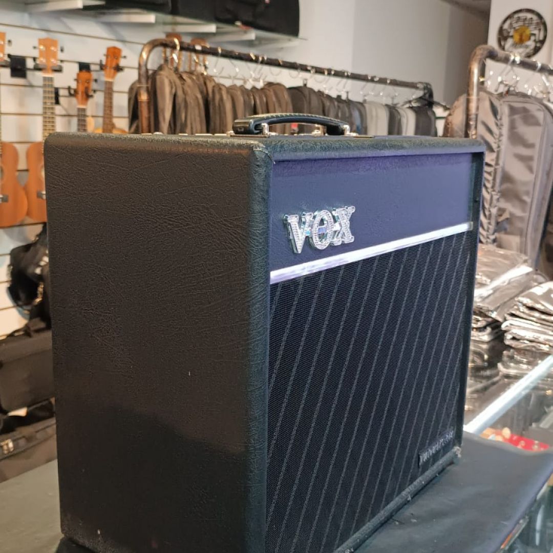 vox-vt80-pre-valvular-120-watts-con-fx-segunda-mano-4852