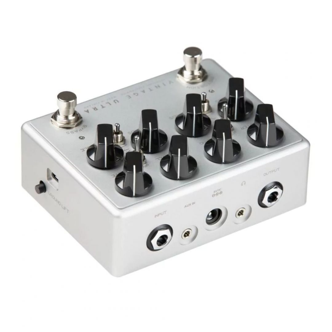 darkglass-vintage-microtubes-ultra-v2-aux-in-pedal-de-bajo-5366