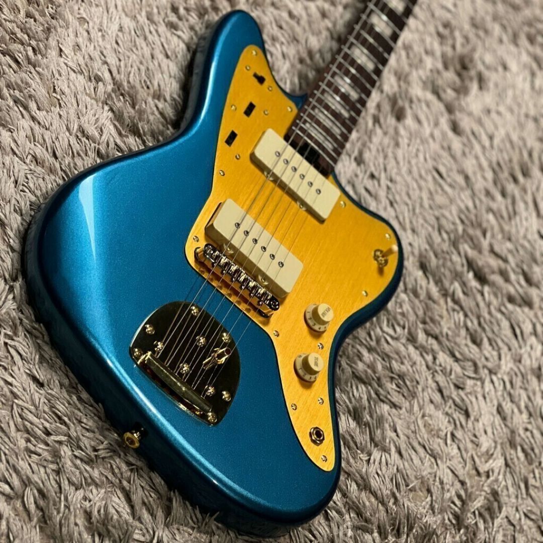 soloking-jm40-offset-deluxe-in-lake-placid-blue-with-gold-hardware-guitarra-electrica-6135
